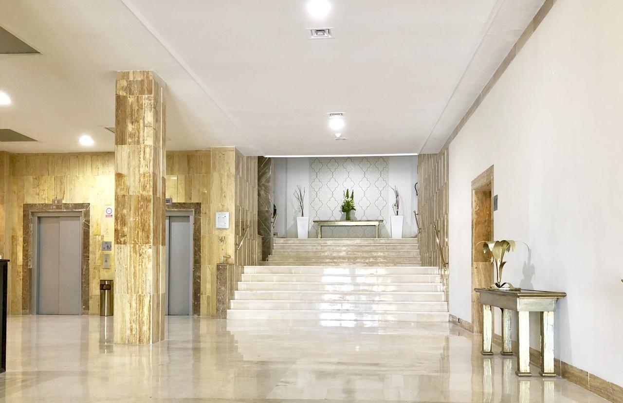 Trh Paraiso Естепона Екстериор снимка